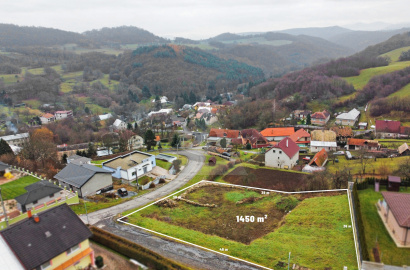 Stavebný pozemok 1450 m2 na skok od Zvolena - (Stavebné povolenie)